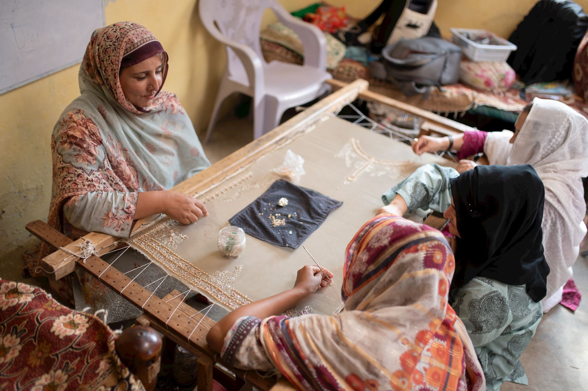Thriving Futures Women At Table